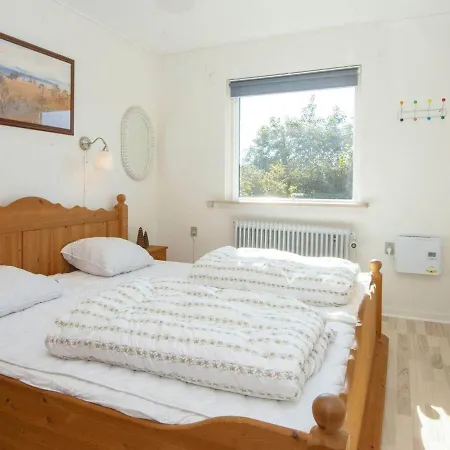 5 Person In Skjern-by Traum * Skjern